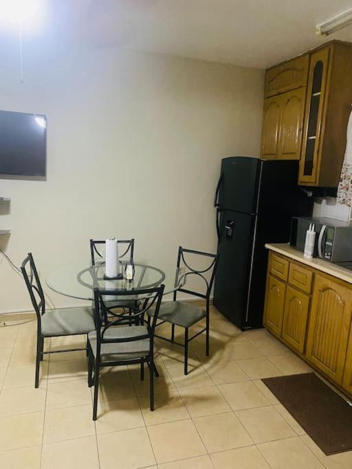 Club Caribbean Apartments Runaway Bay Zewnętrze zdjęcie
